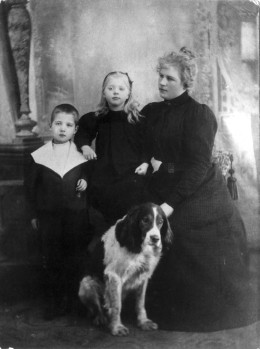 Jerker, Lisa och Marianne Liljefors 1901